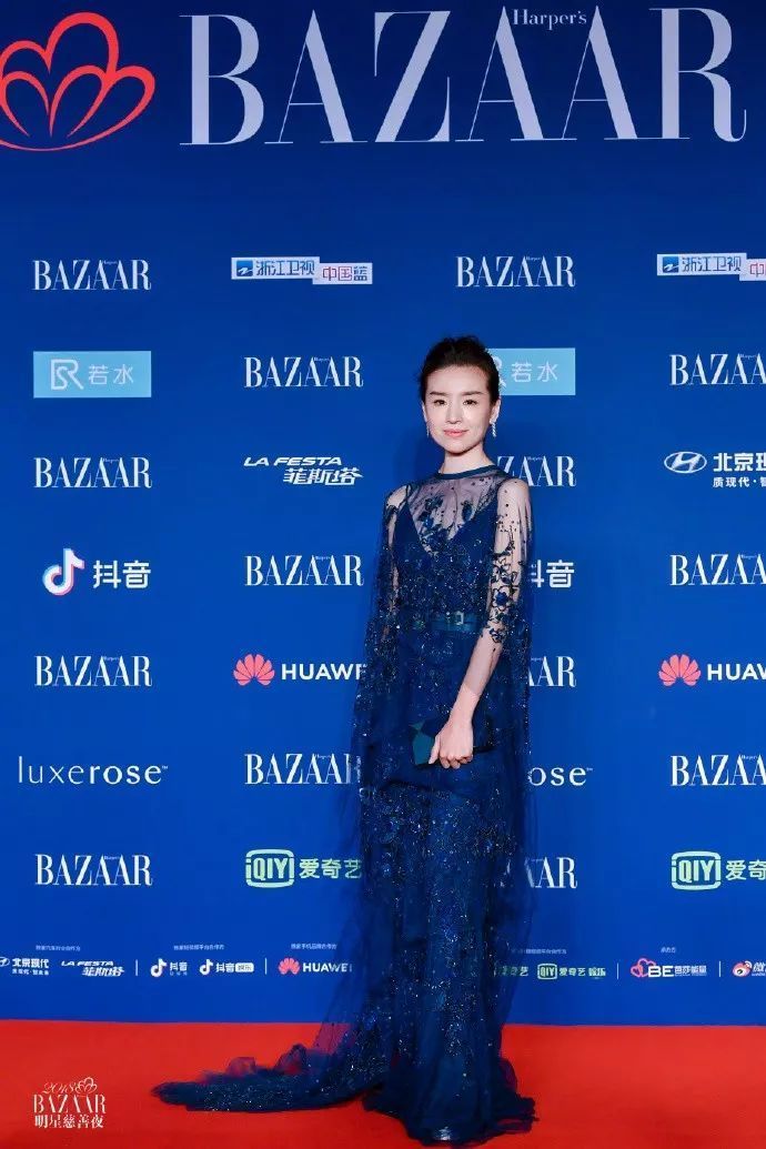 明星芭莎慈善夜是哪天_时尚芭莎明星慈善夜_芭莎明星慈善夜是不是综艺/