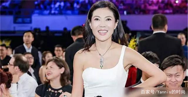 芭莎慈善夜明星视频_时尚芭莎明星慈善夜_时尚芭莎明星慈善夜会/