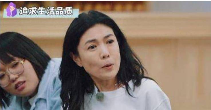芭莎慈善夜明星视频_明星时尚芭莎慈善晚宴_时尚芭莎明星慈善夜/